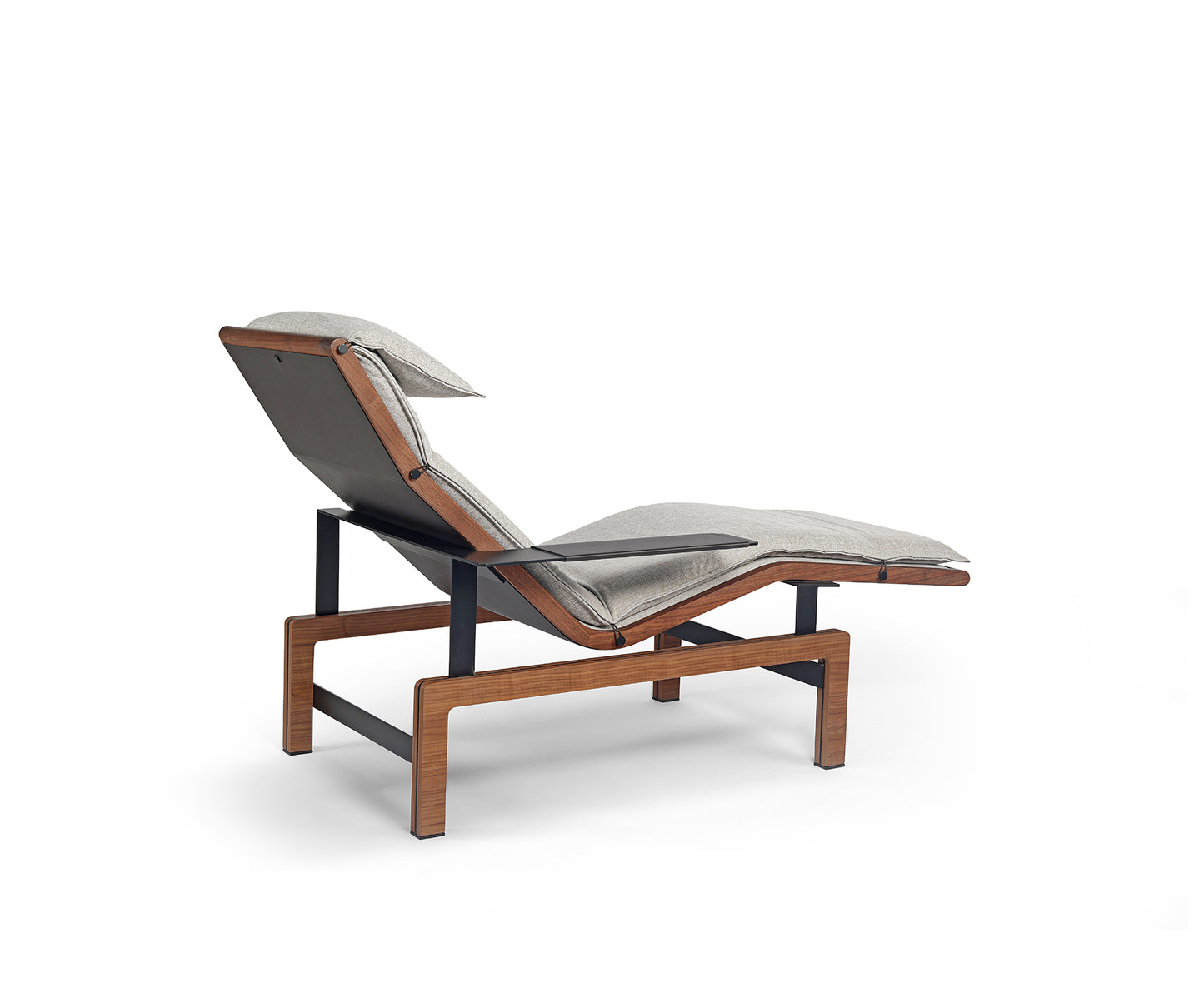 Lenta Lounger Armchair - Comfortable - Madheke