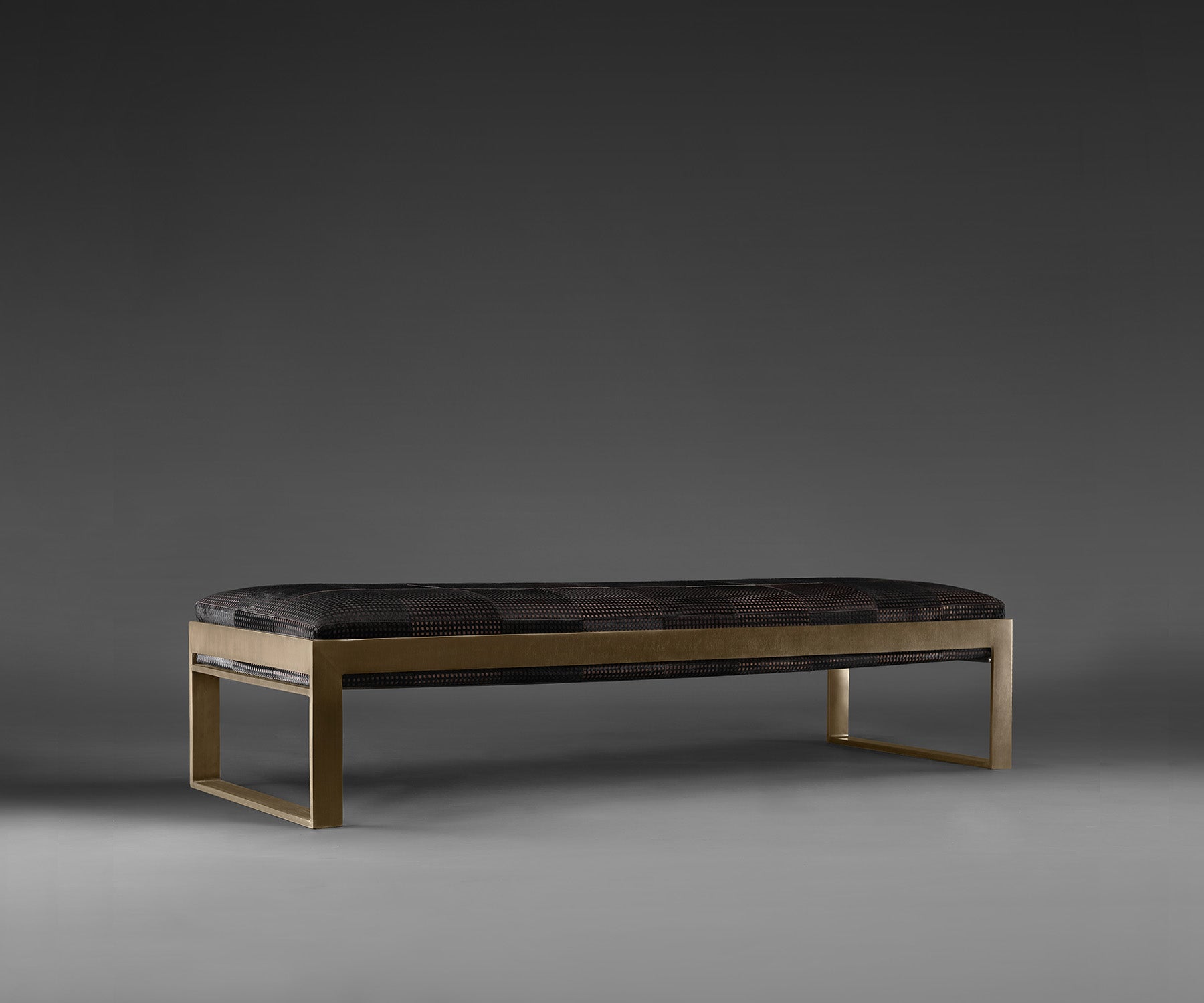 Jacob Bench Luxury upholstered bench in hair-on – Madheke